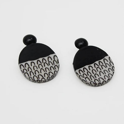 Black Round Decoupage Jolie Earrings