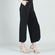 Load image into Gallery viewer, Front Slit Ankle Petal Pant - Black