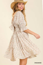 Load image into Gallery viewer, Cream Floral 3/4 Sleeve Dress
