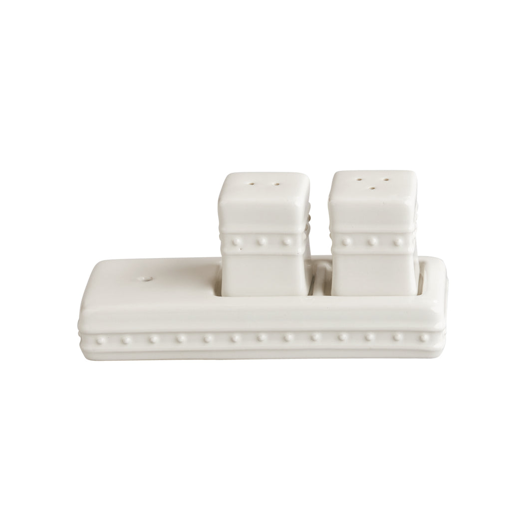 salt and pepper shaker